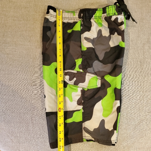 Kanu Surf Boys Swim Trunks Board Shorts  L 14 16 Green Black Gray Camo - Picture 5 of 8